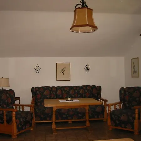 Familien-bauernhof-berghammer بيت للعطل