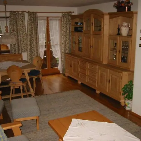 Familien-bauernhof-berghammer *